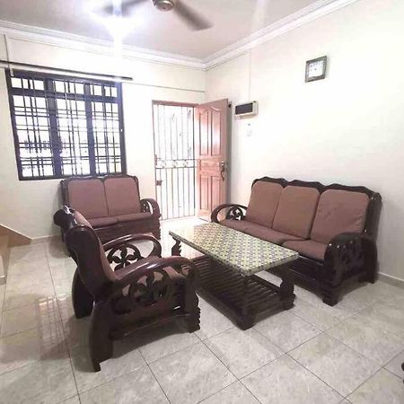 Mersing Fun Beach Home Services Экстерьер фото